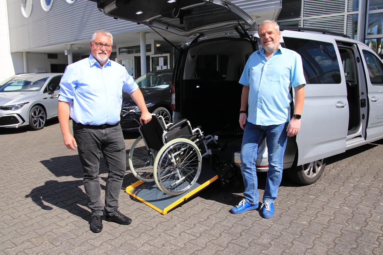 Read more about the article Neu-Anspach: Mobilität gestern, heute und morgen – 3. Innovationstag beim Autohaus Erlenhoff
