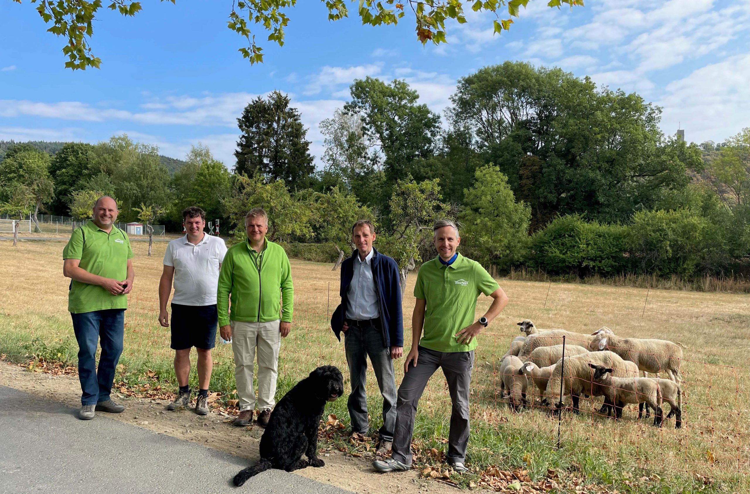Read more about the article HTK: Sommertour von Ulrich Krebs und Thorsten Schorr zu landwirtschaftlichen Betrieben