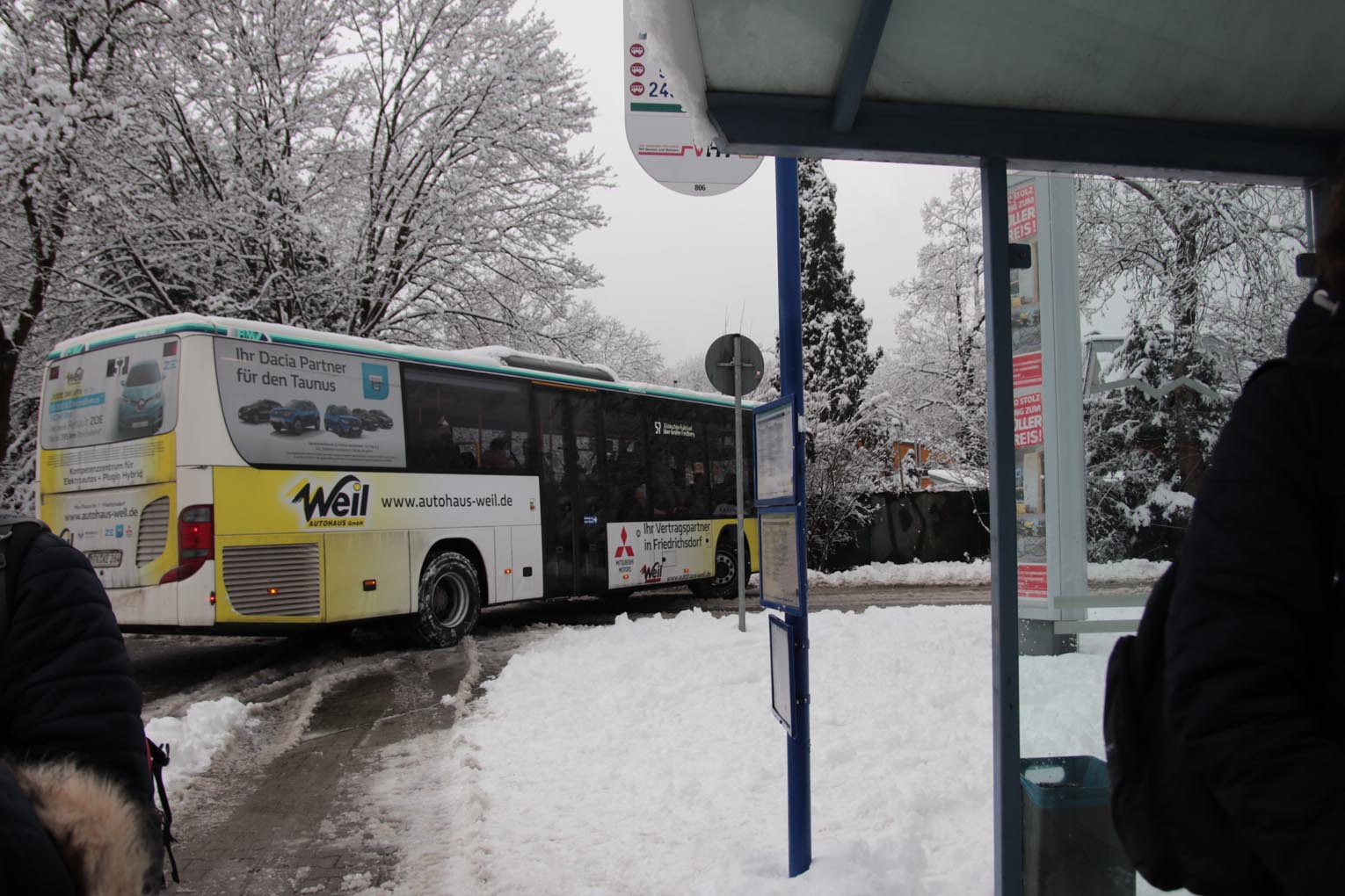 Read more about the article HTK: Mit dem Bus ins Schneevergnügen