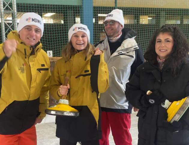 Read more about the article Bad Homburg: Winter-Makkabiade – Die Bad Homburgerin Michal Nassi holt mit ihrem Team Silber