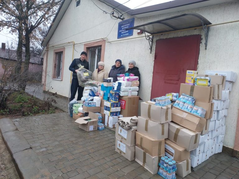 Hilfsgüter für das Hilfszentrum in Kherson.