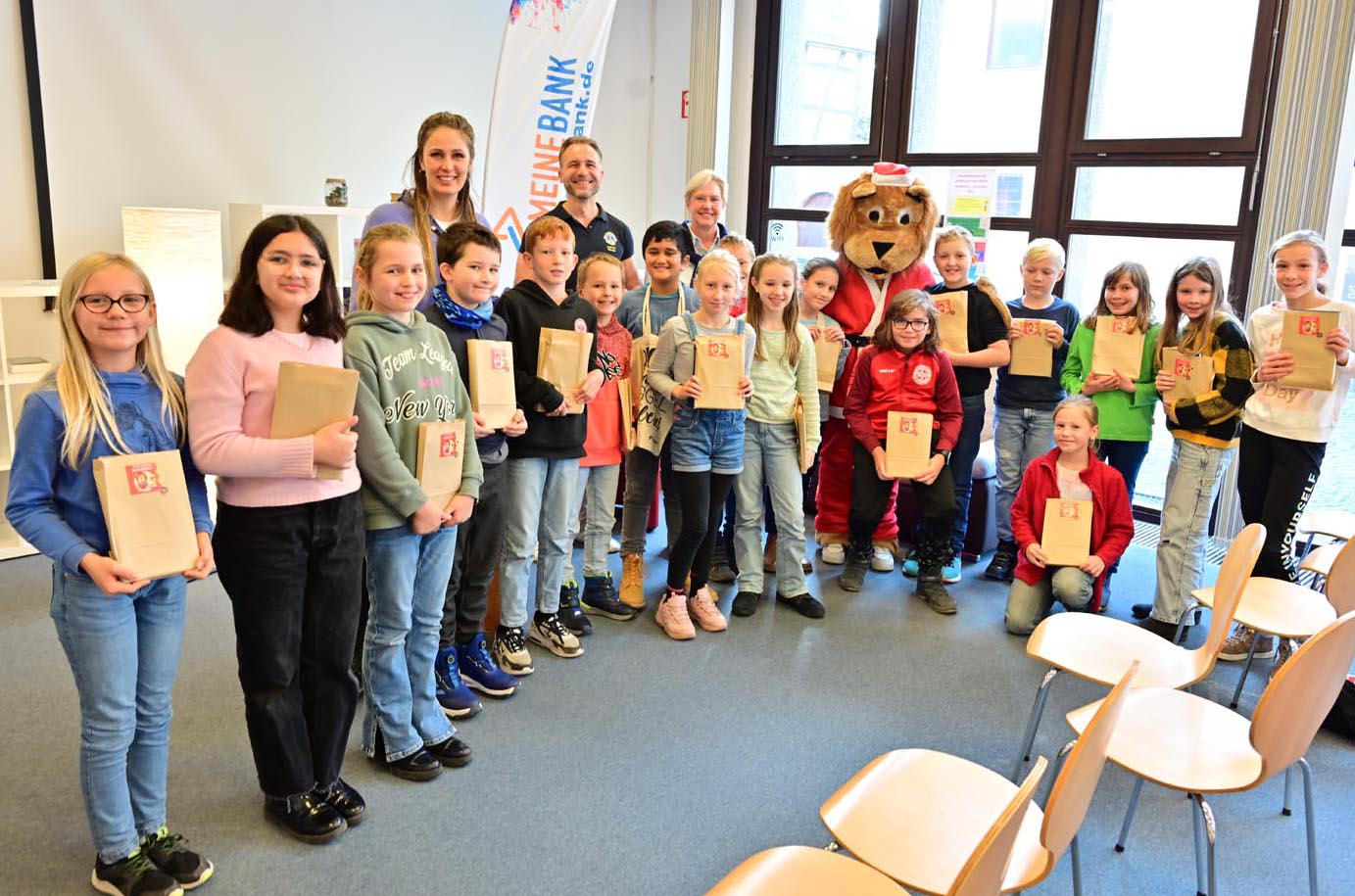 Read more about the article Oberursel: Vorlesetag des Lions Club war ein voller Erfolg