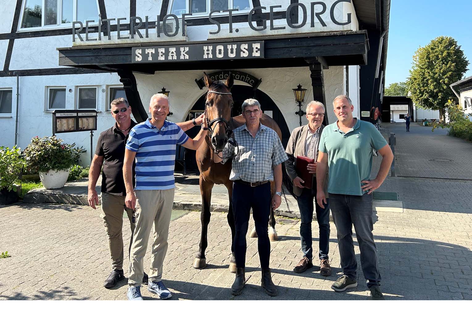 Mehr über den Artikel erfahren MTK: „Querfeldein? Bitte nicht!“ – Schilder geben Hinweise fürs Miteinander in Feld und Flur