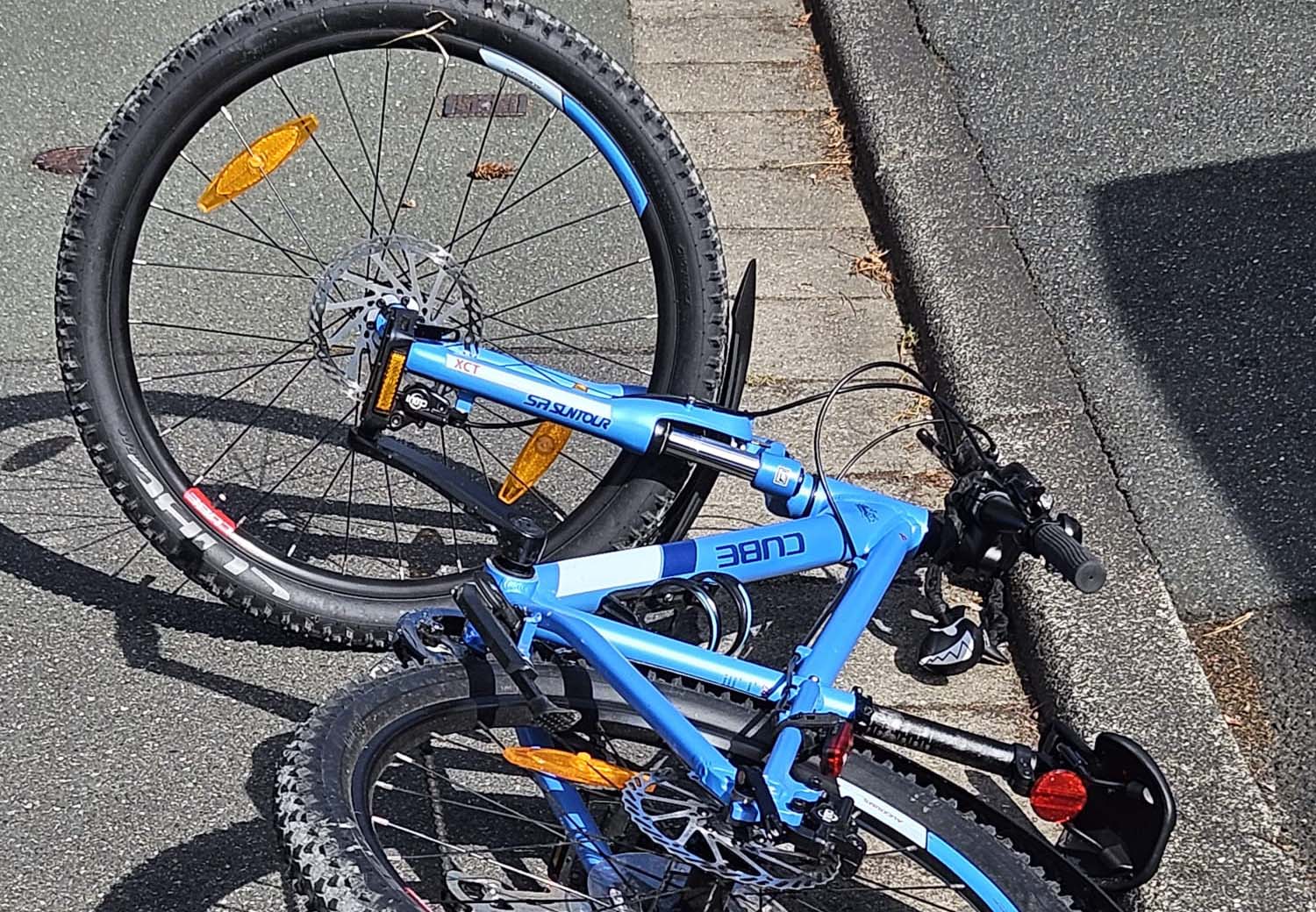 Mehr über den Artikel erfahren Bad Homburg: Zeugenaufruf nach Verkehrsunfallflucht zum Nachteil eines 11-Jährigen