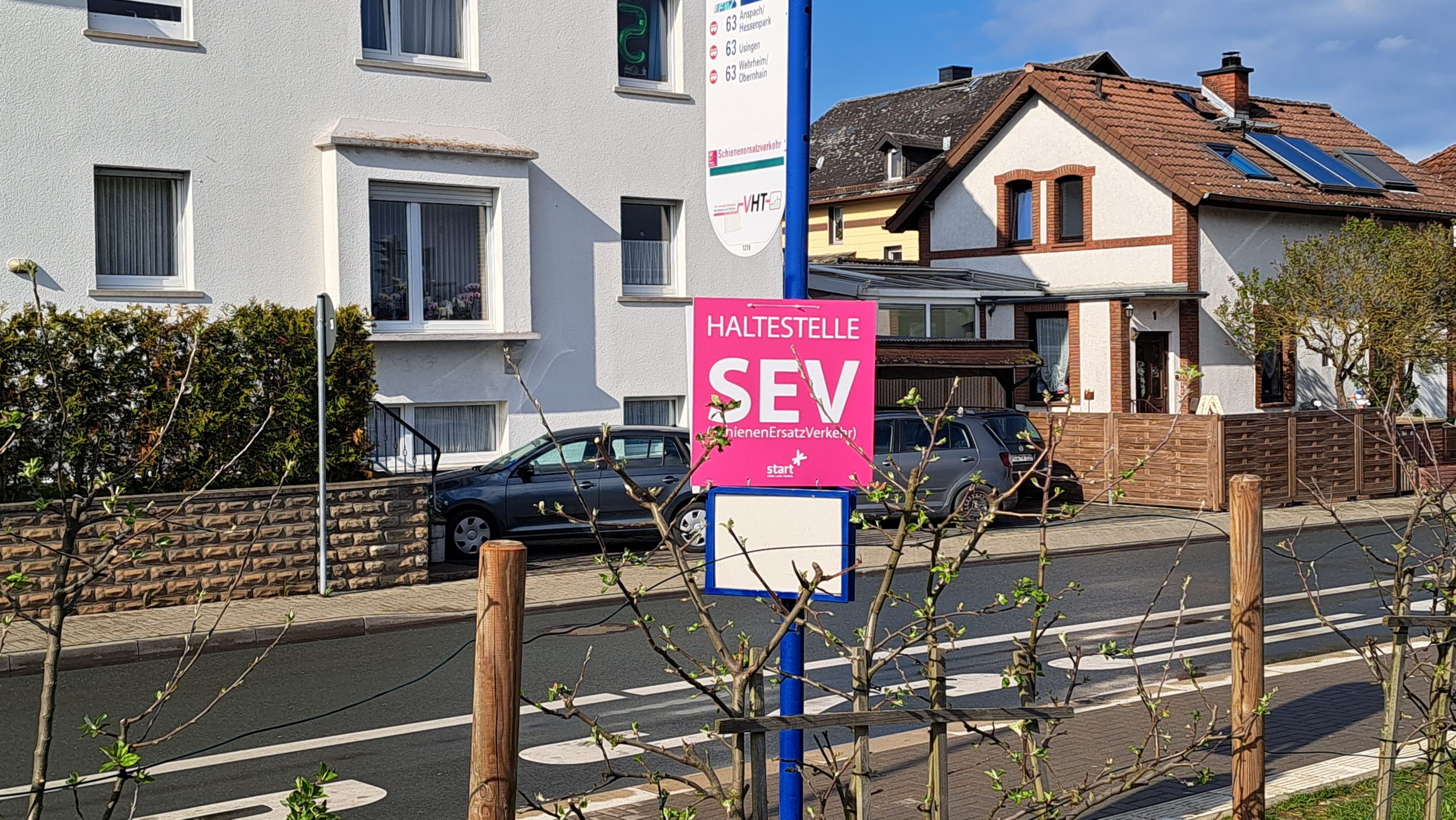 Mehr über den Artikel erfahren Regional: Taunusbahn RB15 – Notfahrplan aufgrund anhaltender Fahrzeugprobleme ab 18. September