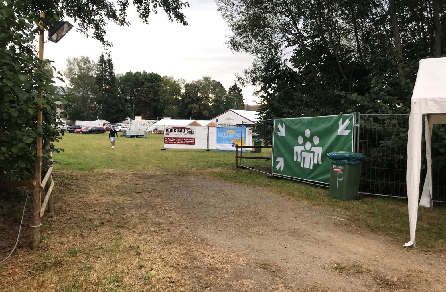 Mehr über den Artikel erfahren Usingen: Großes Rätselraten – Wo sind die Laufmatten der Kerb abgeblieben?