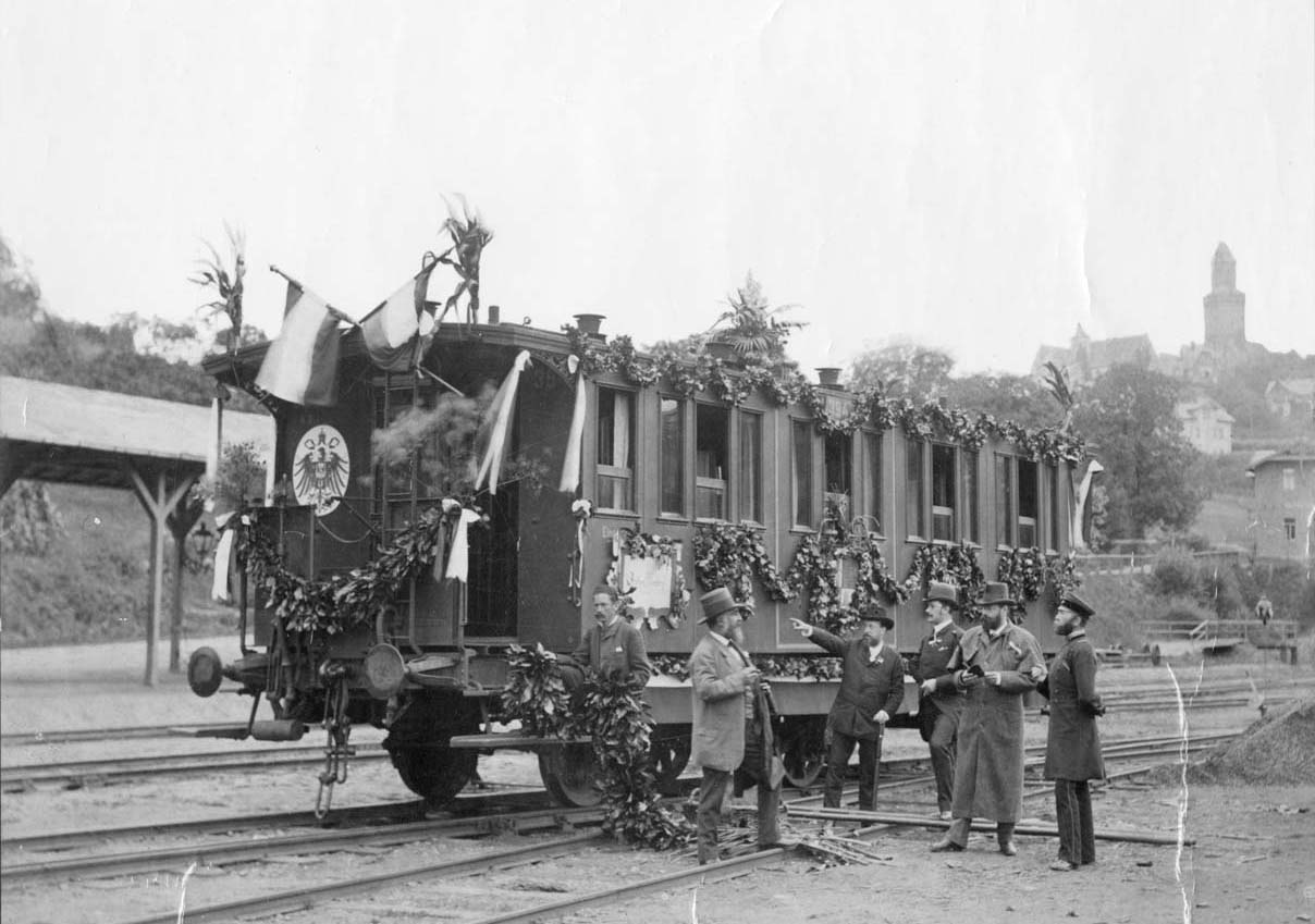 Mehr über den Artikel erfahren Kronberg: Als die Bahn vor 150 Jahren in die Burgstadt kam