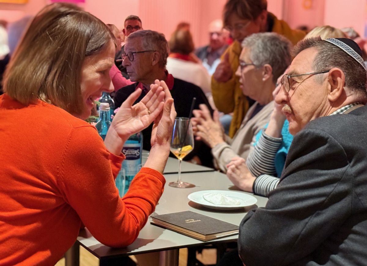 Mehr über den Artikel erfahren Oberursel: Gedenken an die Novemberpogrome im Jahr 1938