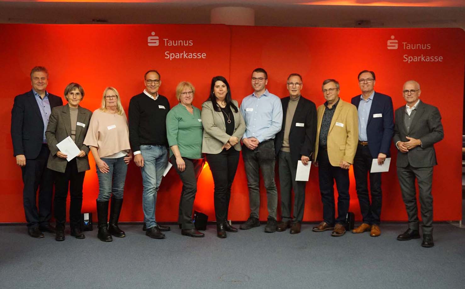 Mehr über den Artikel erfahren HTK: Vereine können sich erneut über Zuwendungen der Taunus Sparkasse freuen