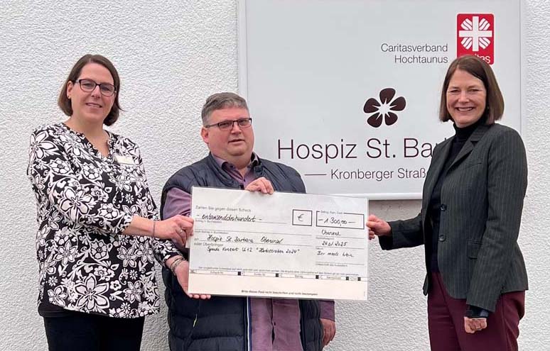 Mehr über den Artikel erfahren Oberursel: Spende an das Hospiz unterstützt wichtige Arbeit