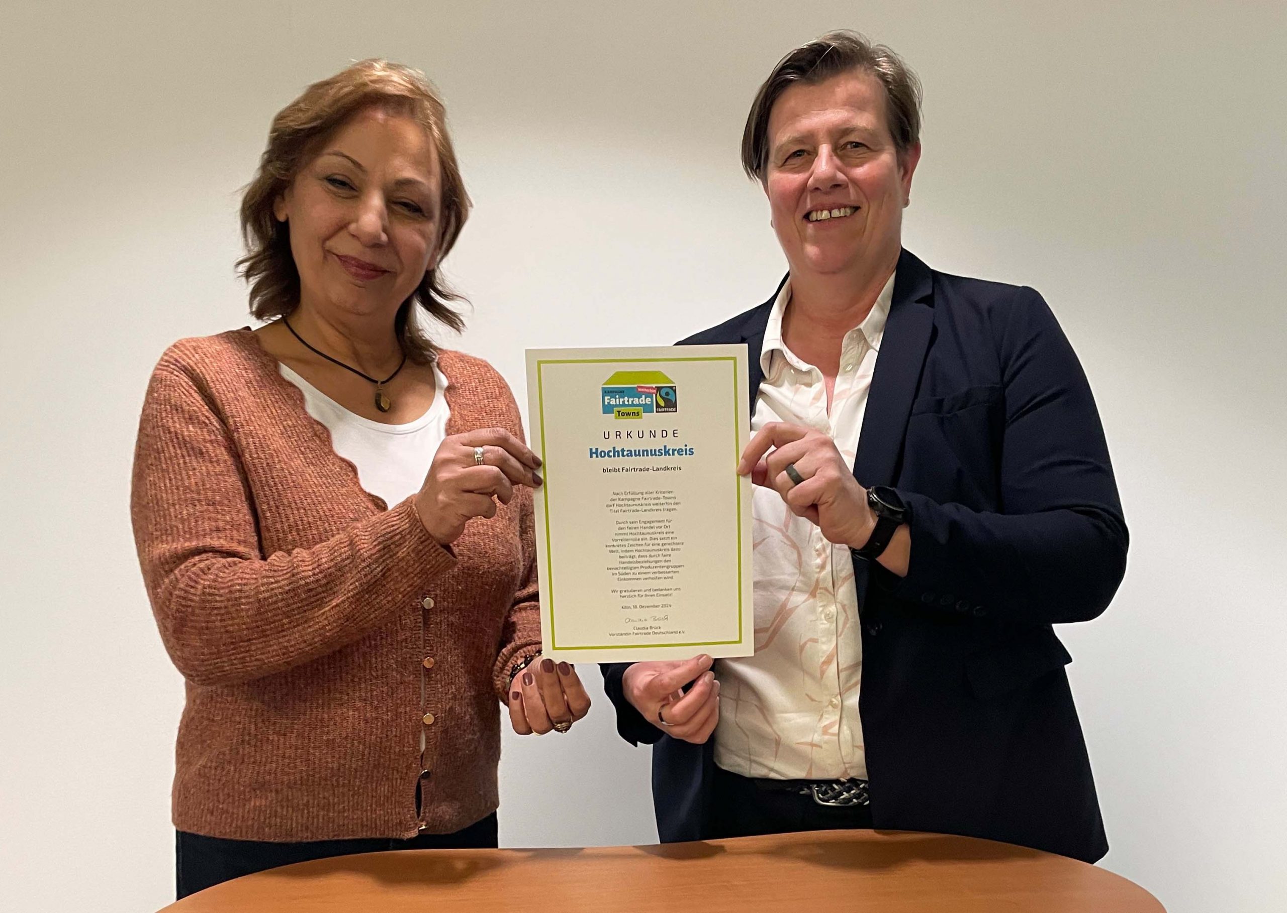 Mehr über den Artikel erfahren HTK: Für die kommenden vier Jahre als Fair-Trade-Landkreis ausgezeichnet