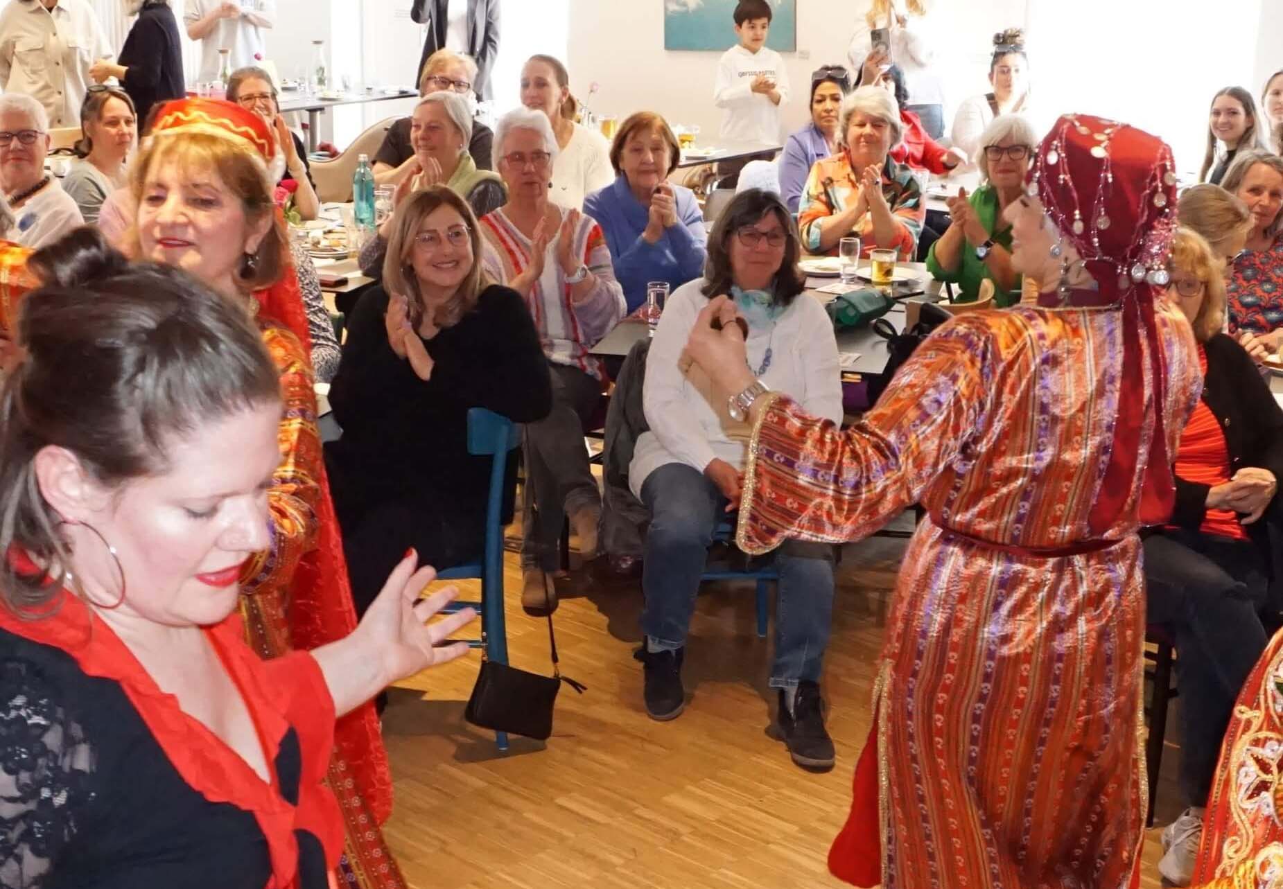 Mehr über den Artikel erfahren Oberursel: Weltfrauentag – Ein Wochenende mit Kunst, Gemeinschaft und vielseitigem Engagement