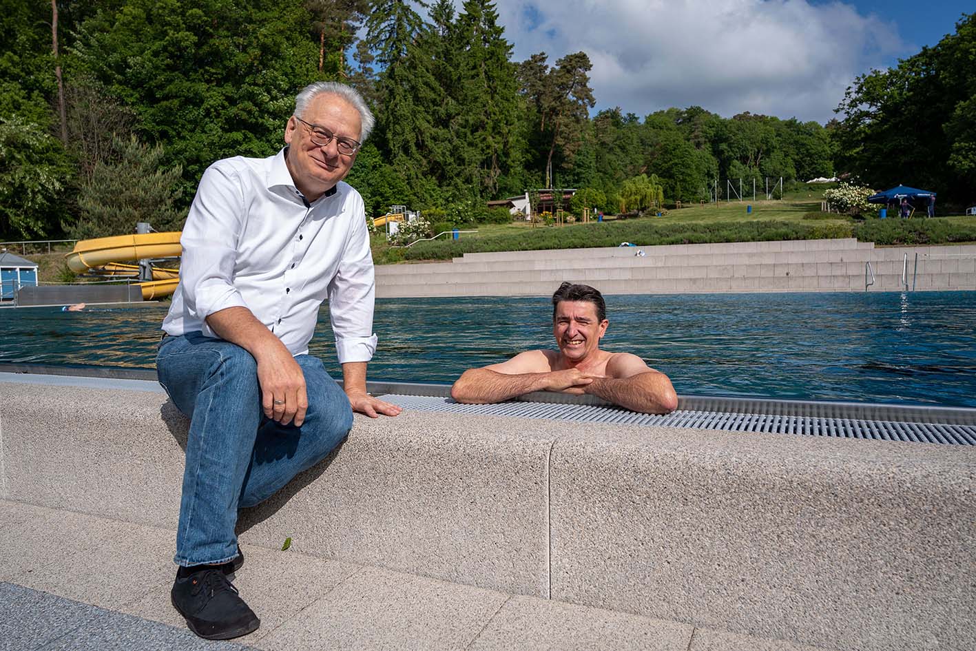 Mehr über den Artikel erfahren Kronberg: Bahnen frei für alle Freibad-Fans – Saison im Waldschwimmbad eröffnet