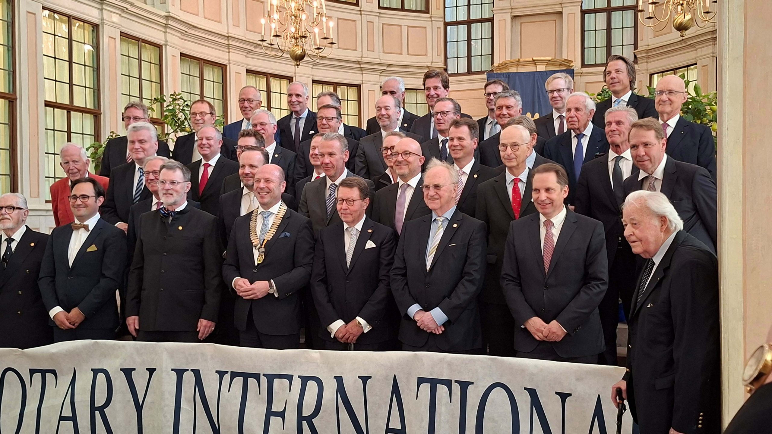 Mehr über den Artikel erfahren Bad Homburg: Festakt 50 Jahre Rotary Club Bad Homburg Schloss