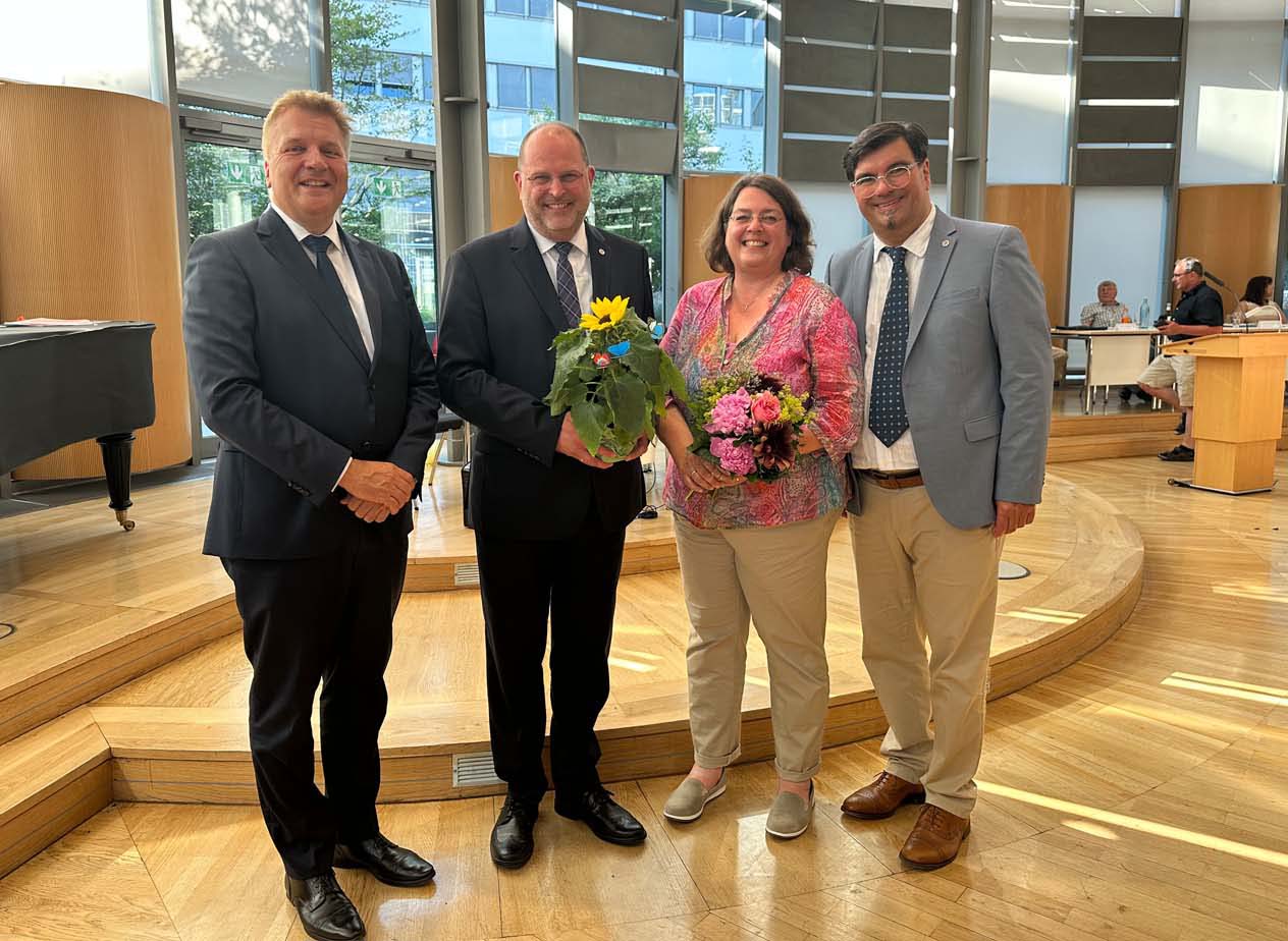 Mehr über den Artikel erfahren HTK: Erster Kreisbeigeordneter Thorsten Schorr wiedergewählt