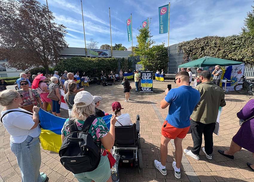 Mehr über den Artikel erfahren Eltville: Leid der Kinder im Fokus bei 55. Mahnwache am Weltkindertag