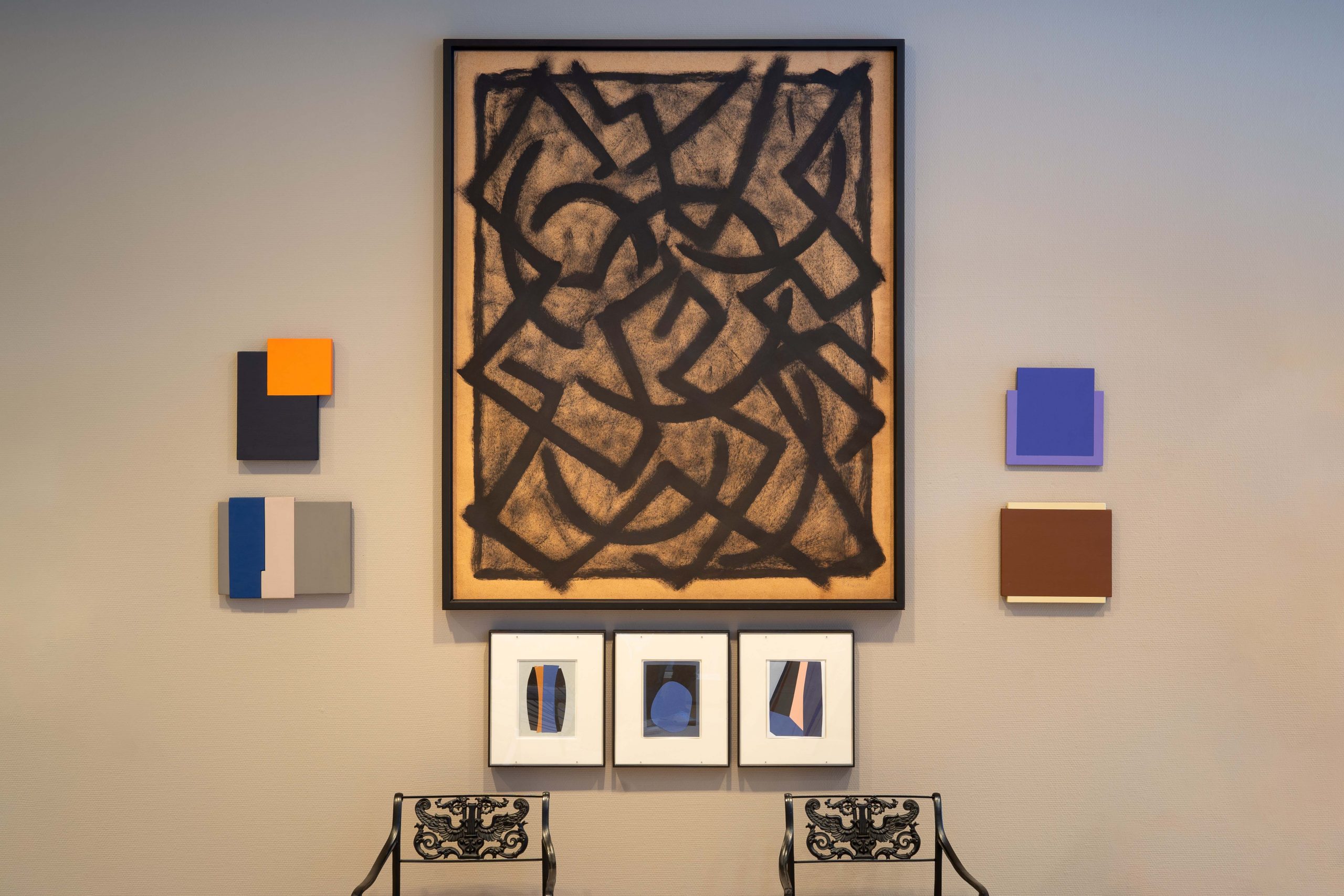 Mehr über den Artikel erfahren Bad Homburg: Farbe, Klang und Verdichtung – Rolf Hans in den Centovalli