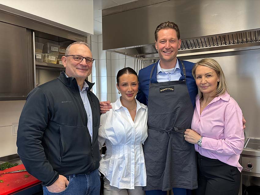 Mehr über den Artikel erfahren Bad Homburg: Erneuerung der Küche in der Herzberg-Gaststätte abgeschlossen