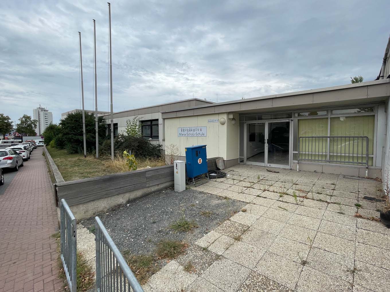 Mehr über den Artikel erfahren HTK: Abriss der ehemaligen Maria-Scholz-Schule als Vorbereitung für GaG-Auslagerung
