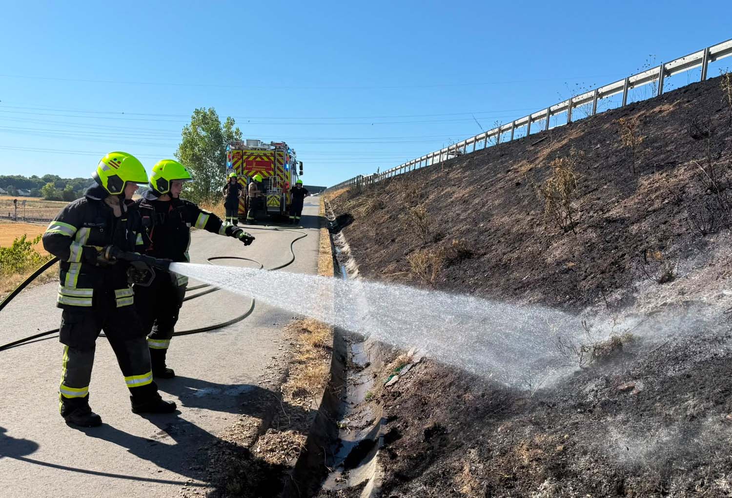 Mehr über den Artikel erfahren Hattersheim: Außergewöhnliche Einsatzbelastung für die Feuerwehren der Stadt